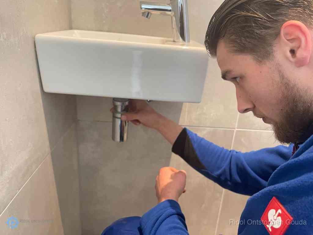 Wastafel Ontstoppen Gouda